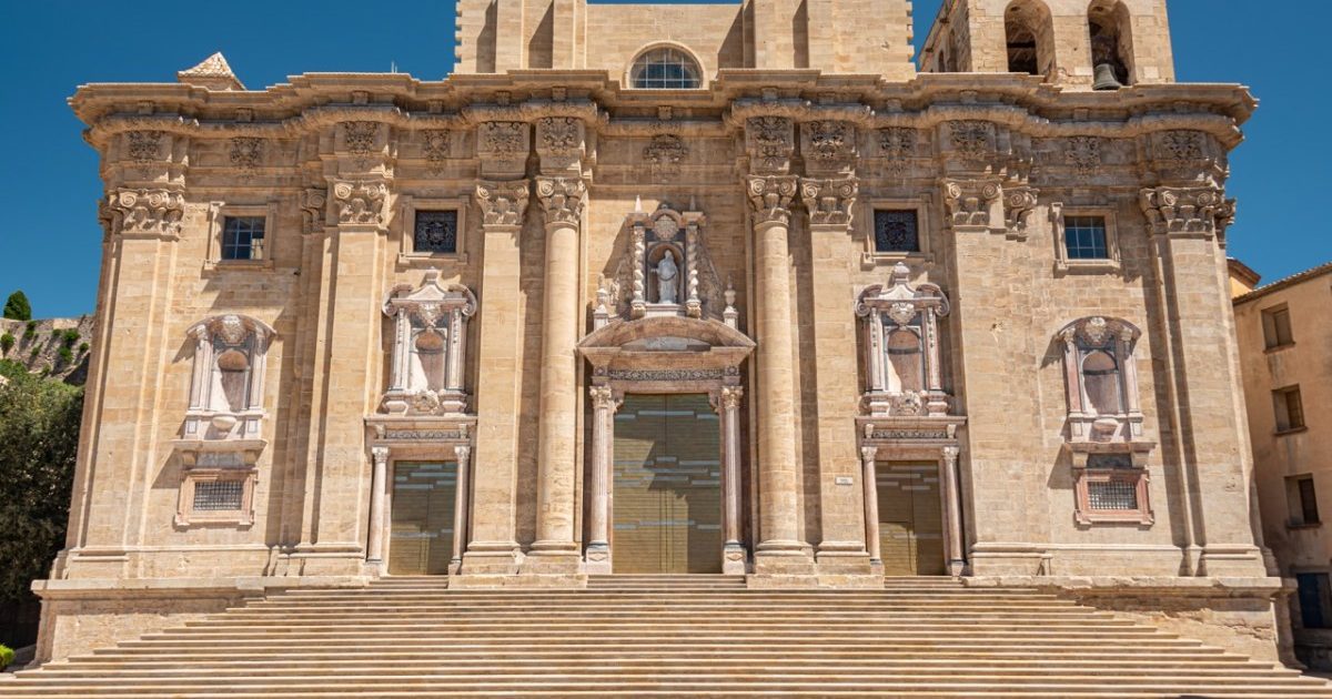 La ruta de Tortosa inclourà quatre parades: la Catedral de Santa Maria, Càritas Diocesana (Projecte Clara), l'església de Sant Blai i la Residència Diocesana Sant Miquel Arcàngel (50 places de centre de dia i 145 places residencials).