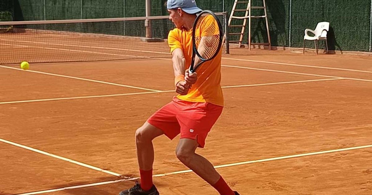 Barroeta superà Marc Quesada (6-2, 6-1) en semifinal i eliminà el belga Noah Van Vaerenbergh en quarts de final per retirada per lesió