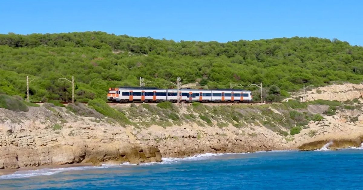 La proposta planteja gestionar el servei a través de Ferrocarrils de la Generalitat (FGC) en lloc del model actual, apostant per la governança local i la capacitat de decisió des del territori.