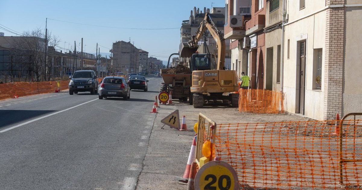 Segona fase: 250 metres al barri de l'Estació entre la plaça dels Països Catalans i el carrer la Reus