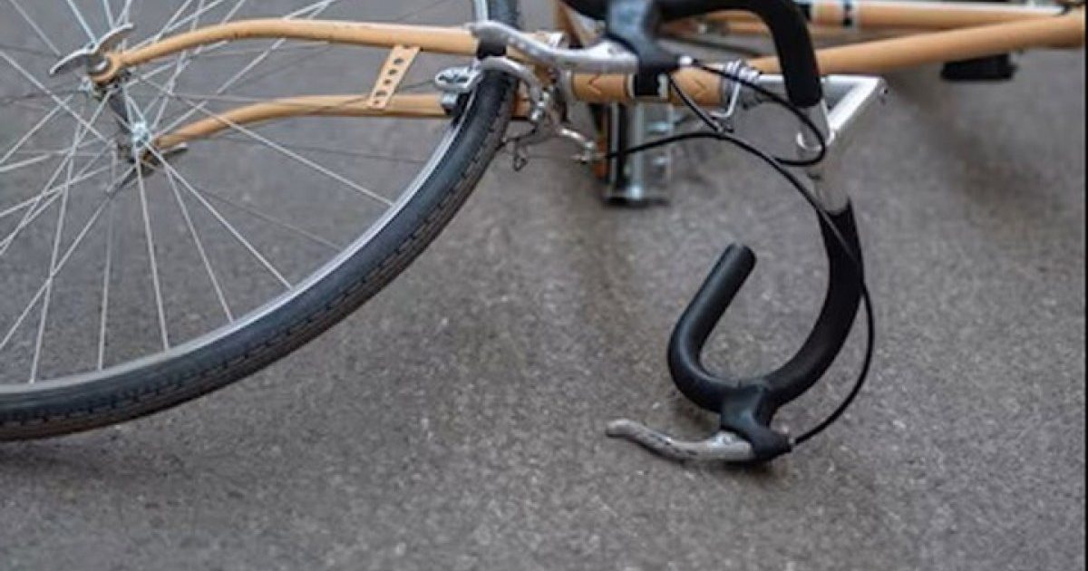 Un home de 54 anys ha mort en caure amb una bicicleta elèctrica a la TV-3025 d'Ametlla de Mar al quilòmetre 4,5