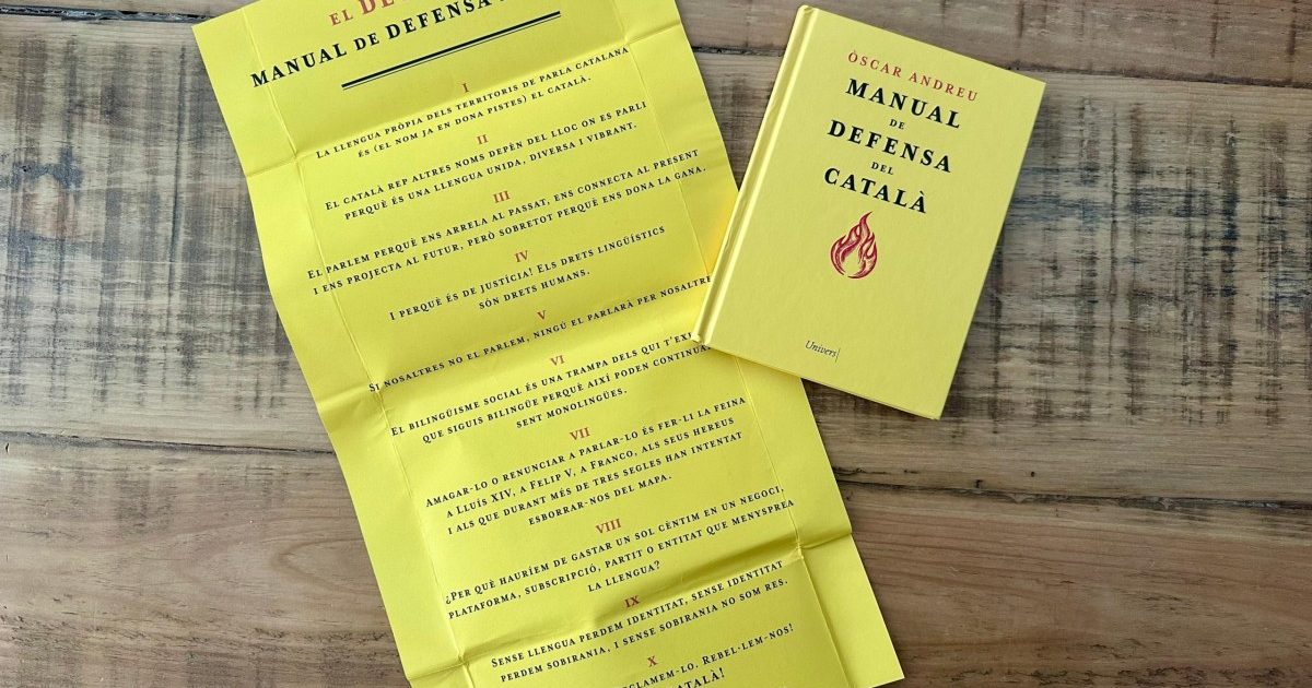 Àngels Caparròs, de Lle.3 de la Ràpita, destaca "Manual de defensa del català" d'Òscar Andreu, "Reflexions (socio)lingüístiques des del bell mig de la catalanofòbia" de Miquel Àngel Pradilla, "Funambulistes d'emocions" de Jesús Serrano i "Tan poca vida" d'Hanya Yanagihara.