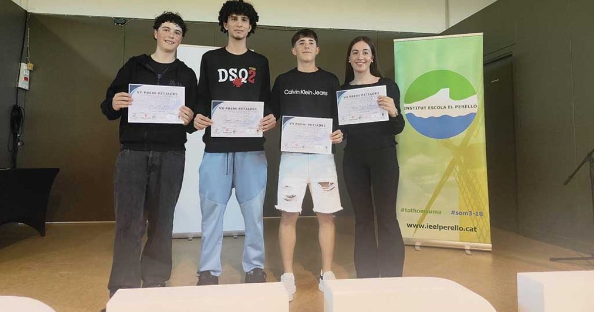 Els relats deien tractar sobre acontecimientos històrics entre 1931 i 1980, centrant-se en la Guerra Civil i el franquisme, per recuperar les vivències de qui ho va viure