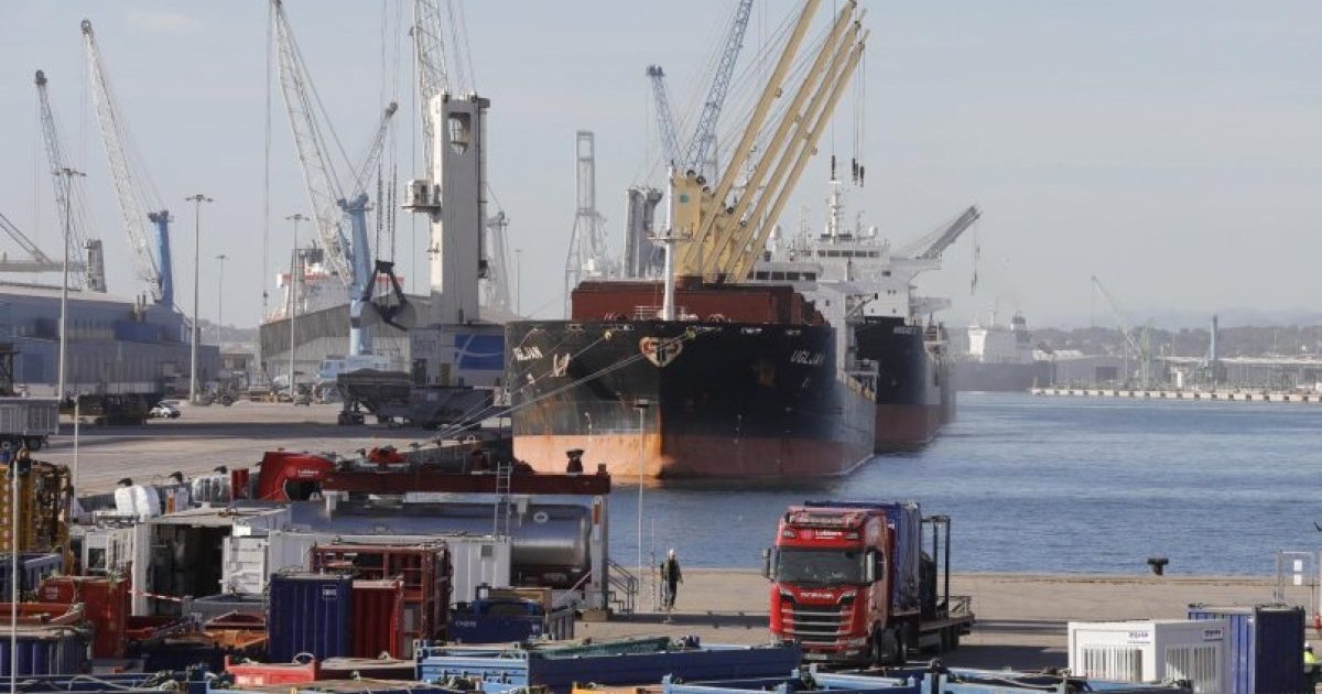 L'acte d'obertura dels sobres número 1 es va realitzar el 20 d'abril, amb les obertures dels sobres 2 i 3 previstes per al 27 d'abril i 13 de maig respectivament